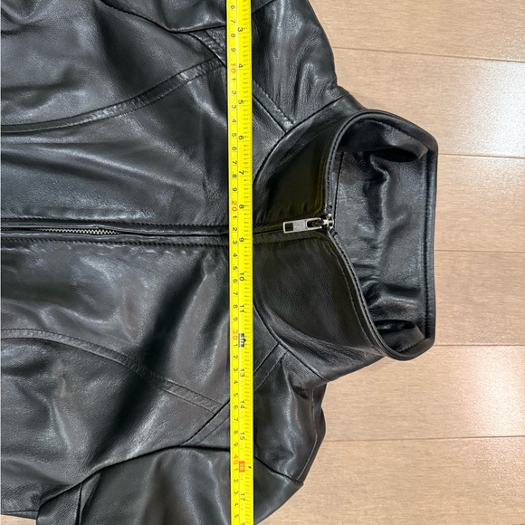 Black leather Danier jacket - Picture 10 of 11